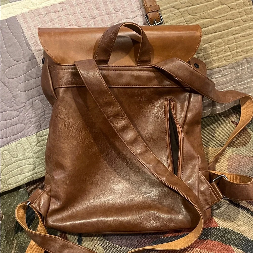 LXY BACKPACK - Picture 3 of 3